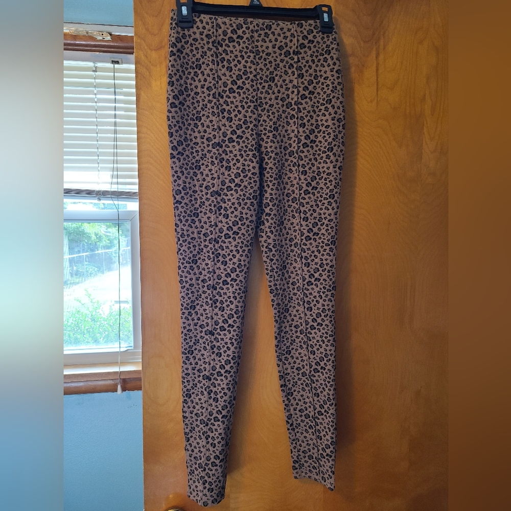 Forever 21 leopard print leggings, Size XS